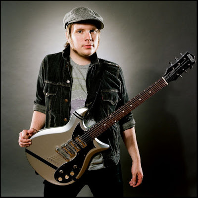 PARABÉNS PATRICK STUMP Patrick_stump--large-msg-123291813534