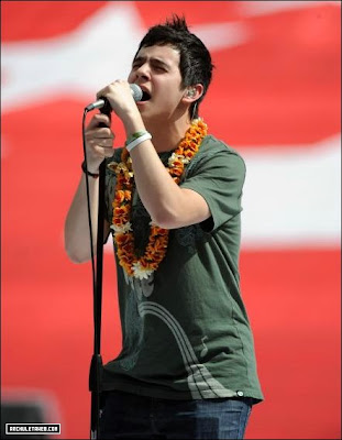 Imagenes de David Archuleta en Hawaii H3