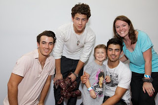 Jonas Brothers: WORLD TOUR 2010 Meet2