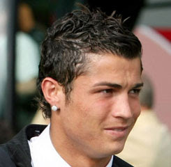 موسوعه قصات الشعر للشباب 200/2011 الكاجول والكول والكلاسيك RonaldoHairstyle7