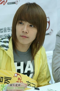 عسساني ماانحرم منك ياغلاي lee hong ki N37525906_34180335_519