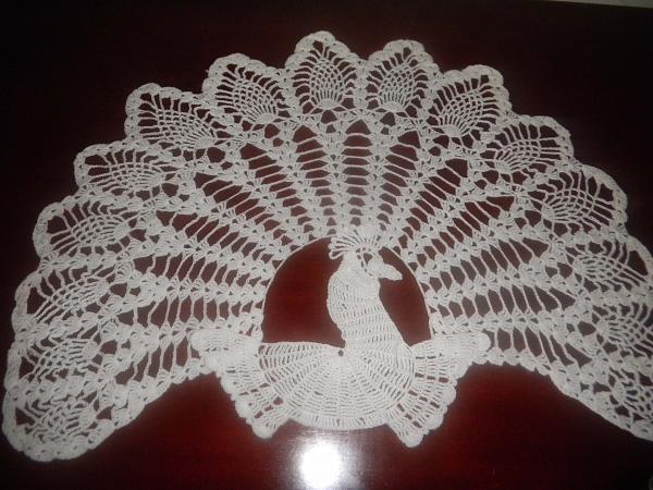 free crochet patterns for beginners doilies Peacock2