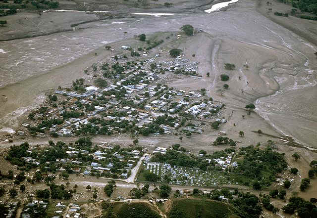 Seguimiento de volcanes en Sudamérica - Página 3 Armero