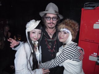 Johnny depp y lolitas ?????????? 2101