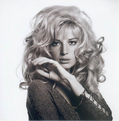 Gateenha Gerav - Pgina 25 Monica_Vitti__1969