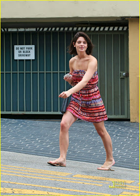 Imagenes/Videos Paparazzi Cast Ashley-greene-nikki-reed-01%5B1%5D