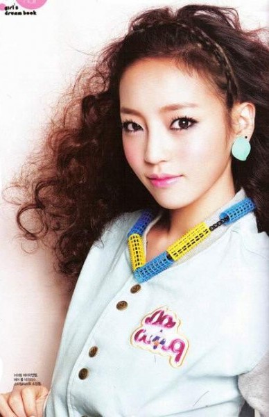 KaRa - Ceci Magazine Kara