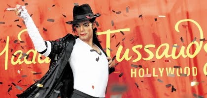 Museu de cera em Londres inaugura três novas estátuas de Michael Jackson Ng1184780