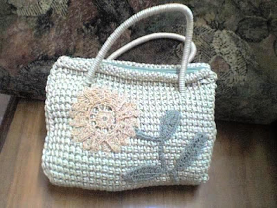 حقااااائب يـد روووووووووعــــــــة Crochet%2Bbag2