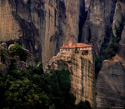 Coolest Monasteries around the world Meteora1