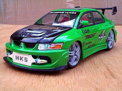 arabalar!! Evo8-Green_Lancer_Evolution_8_fully_tunned