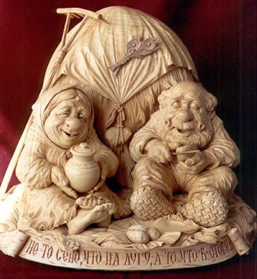 மரத்துண்டுகளில் அழகிய வேலைப்பாடு    Wood-Sculptures-russia-03