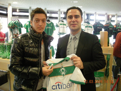 Media Archive of Mesut Ozil | Mesut Özil Medya Arşivi  [Private-Özel] DSCN0684