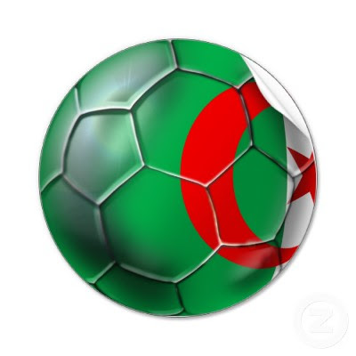 اجمل الصور والاقوال في الجزائر الحبيبة Algeria_flag_algerian_soccer_ball_