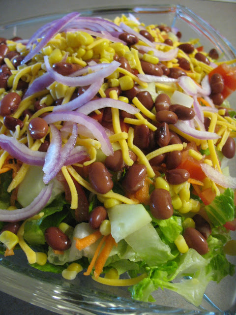 Fasulyeli Salata Layer%20salad