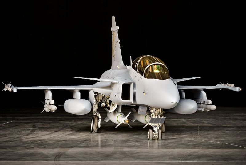 Novedades del Gripen NG Gripen_ng_front