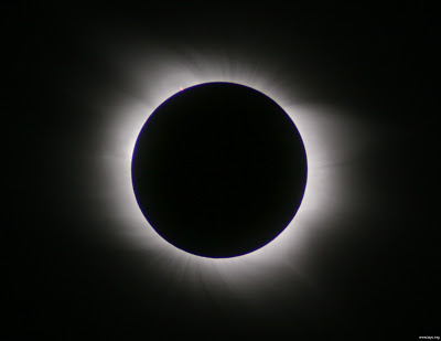 Solar Eclipse - Amazing Photos... Sofi_composite_2_crop