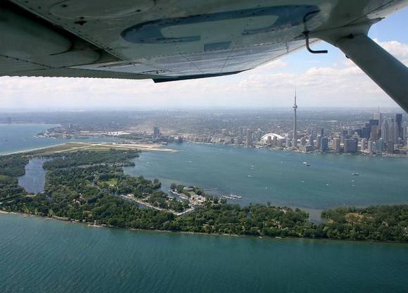 விமானத்தின் ஜன்னல் வழியே - வித்தியாசமான புகைப்படங்கள்... Toronto