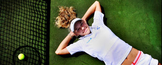 Caroline Wozniacki hot photo gallery Caroline_wozniacki_relaxing