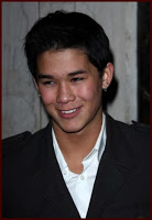 Boo Boo Stewart / Julia Jones / Tinsel Korey - Página 2 Cats016