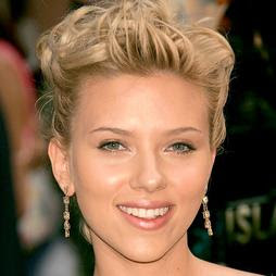 Qui est-ce ?!! - Page 9 Scarlett-johansson-2498617_1341