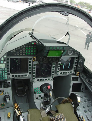 قمرة الطيار الخرافية لل Su35bm Eurofighter_cockpit