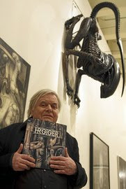 H. R. Giger (5 de febrero de 1940 - 12 de mayo de 2014) P044_f05_117x176