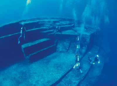 Piramida Kuno di Dasar Laut Jepang Underwaterpyramid1