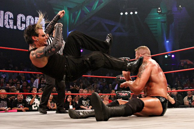 2do luchador: contrato de Jeff Hardy  74538_456408166025_31695961025_5639969_463865_n