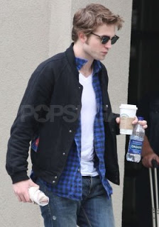 Robsten - Página 21 Normal_vancouver_19_017