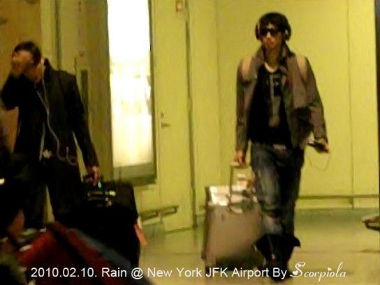 Rain arrivé sain et sauf à N-York ConceptKoreaNY_1