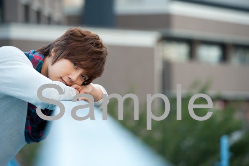 imagenes del nuevo disco de jung min OJO MUCHAS FOTOS Sample2