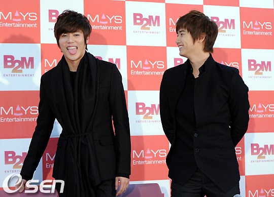 Kyu Jong & Young Saeng AND STORY IN SEOUL conferencia de prensa 9