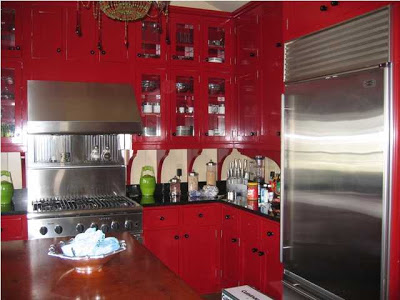 جمال اللون الأحمر بــــ ... مطبخــكــ  Red-kitchen2