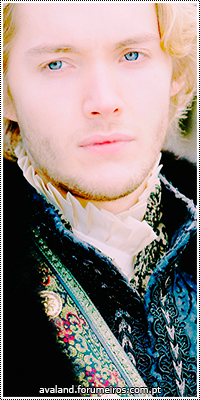 Toby Regbo 18146109_sm8Y0