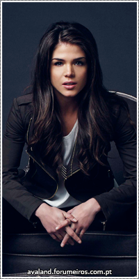 Marie Avgeropoulos 17847829_bRbdk