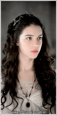 Adelaide Kane 18128735_BI0ea