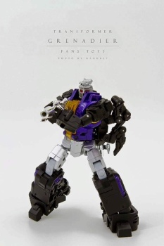 [Fanstoys] Produit Tiers - Jouet FT-12 Grenadier / FT-13 Mercenary / FT-14 Forager - aka Insecticons - Page 2 7Agh0LjZ