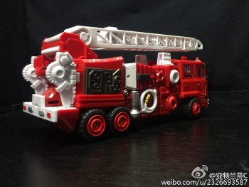 [Masterpiece Tiers] MAKETOYS MTRM-03 HELLFIRE aka INFERNO - Sortie Fevrier 2016 - Page 4 8SaQnyqZ