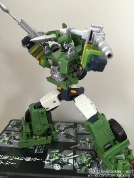 [Maketoys] Produit Tiers - Jouet MTRM-02 Gundog - aka Hound/Dépisteur - Page 2 EKJ7Nbjb