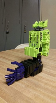 [Combiners Tiers] TOYWORLD TW-C CONSTRUCTOR aka DEVASTATOR - Sortie 2016 - Page 9 HJeC98CZ