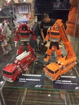 [Ocular Max] Produit Tiers - PS-03 Backdraft (aka Inferno) + PS-05 Girder (aka Grapple/Grappin) + PS-10 Roadcrane (aka Hauler/Transporto) + PS-08 Kojin (aka Artfire/Pare-feu) - Page 3 IroDL6OO