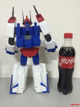 [Masterpiece] MP-24 Star Saber par Takara Tomy - Page 3 JhyHutdN