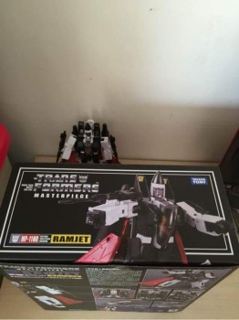 [Masterpiece Takara Tomy] MP-11NR RAMJET - Sortie Mars 2016 - Page 3 Luj5S6Di