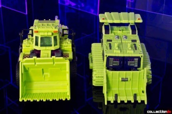 [Combiners Tiers] TOYWORLD TW-C CONSTRUCTOR aka DEVASTATOR - Sortie 2016 - Page 9 MUUcbs6f