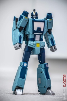 [Masterpiece Tiers] UNIQUE TOYS Y-02 BUZZING aka BLURR - Sortie Janvier 2016 - Page 3 Rr3BGu0L