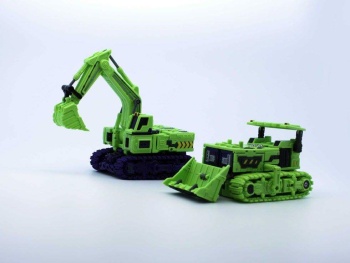 [Toyworld] Produit Tiers - Jouet TW-C Constructor aka Devastator/Dévastateur (Version vert G1 et jaune G2) - Page 3 AgjBKaYw