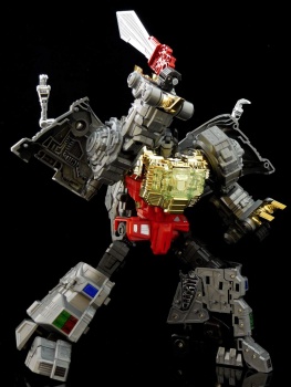 [Combiners Tiers] G-CREATIONS SHURAKING aka COMBINER DINOBOT - Sortie 2015-2016 - Page 4 FiZCzmOA