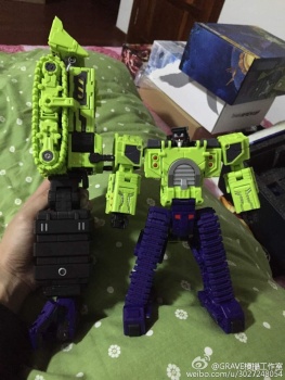 [Toyworld] Produit Tiers - Jouet TW-C Constructor aka Devastator/Dévastateur (Version vert G1 et jaune G2) - Page 3 H6q9Pc51