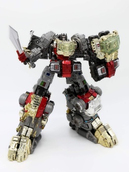 [Combiners Tiers] G-CREATIONS SHURAKING aka COMBINER DINOBOT - Sortie 2015-2016 - Page 4 MEGtrnZS